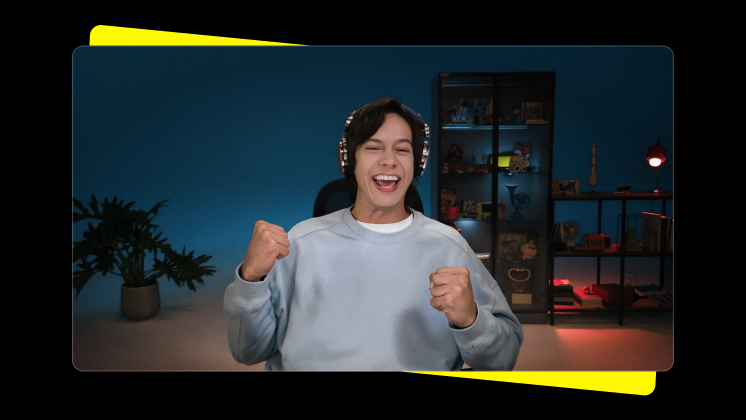 A livestreamer poses on-camera with Link 2 Pro.