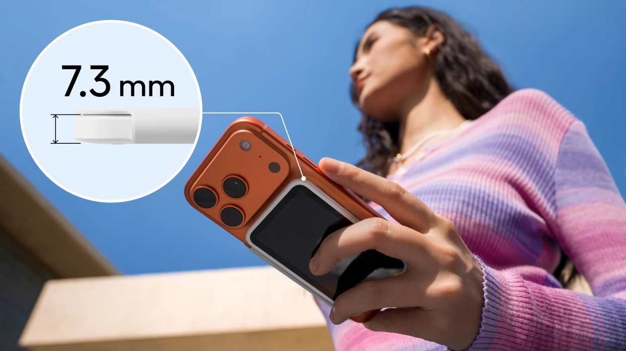 מסך סלפי:&nbsp;7.3 מ