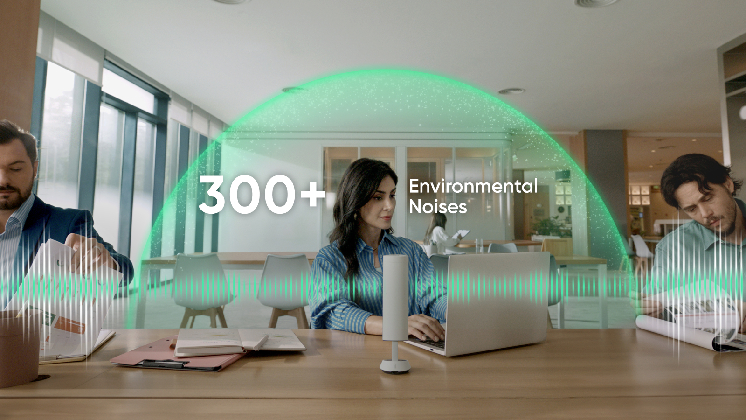 A woman working at a laptop with Insta360 Wave in front of her, filtering 300+ environmental noises.